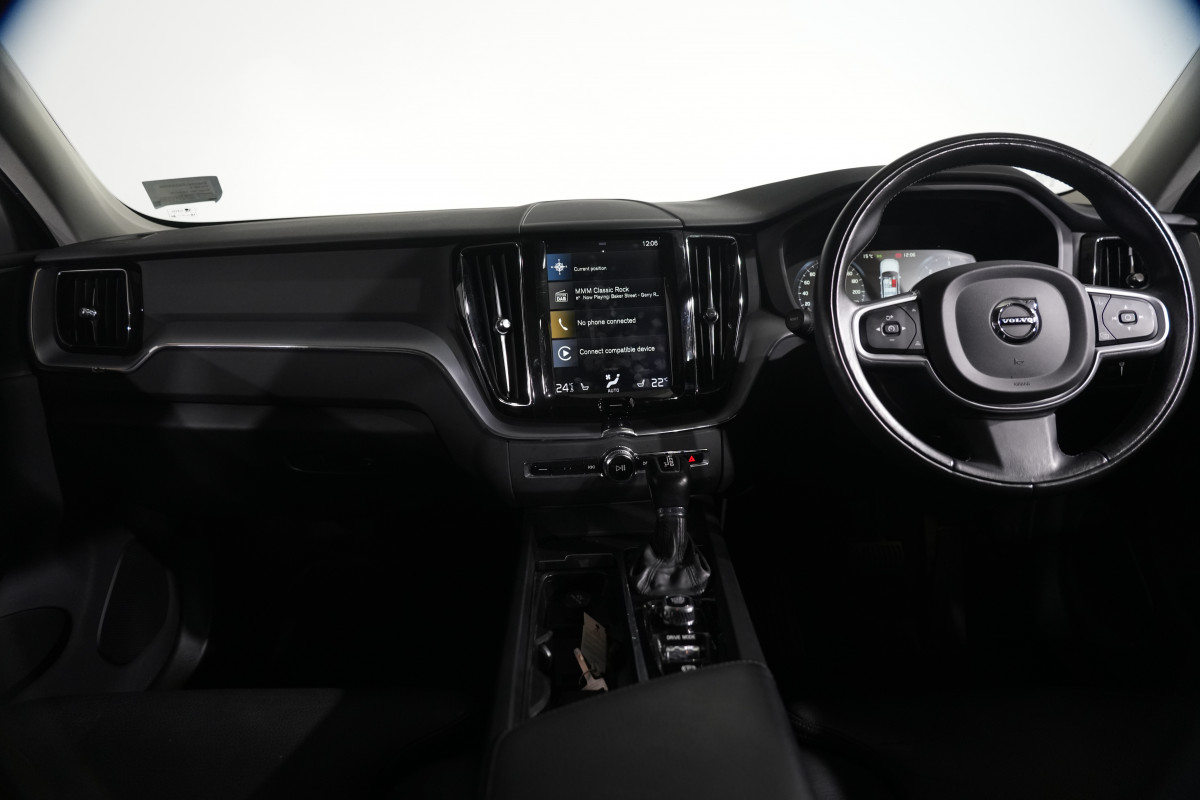 2019 Volvo XC60 UZ D4 Momentum SUV