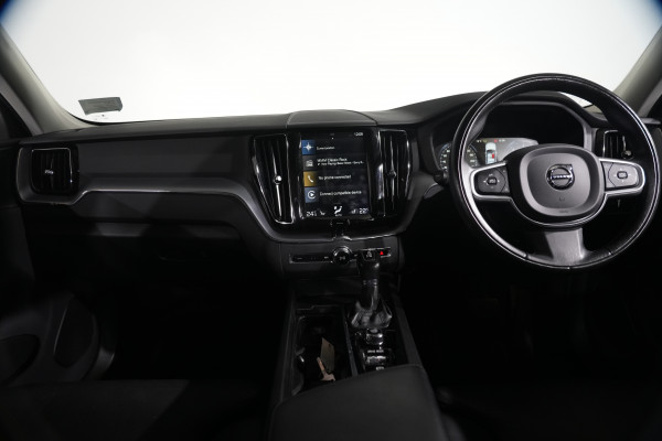 2019 Volvo XC60 UZ D4 Momentum SUV Image 14