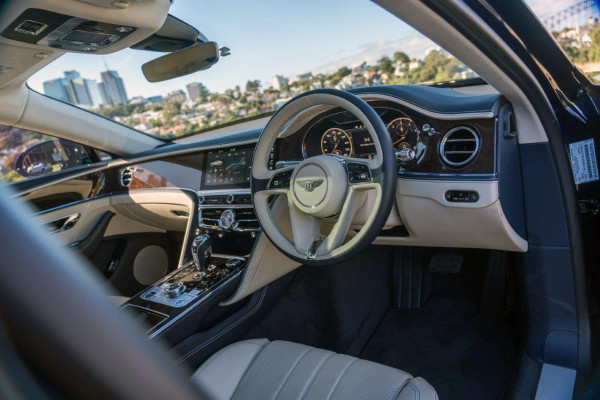2021 Bentley Flying Spur W12 Sedan Image 9