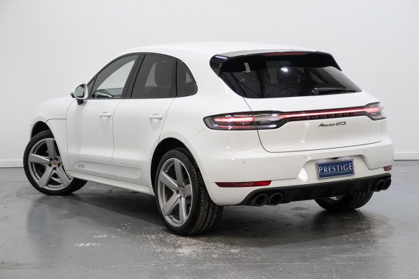 2021 Porsche Macan GTS SUV image 9