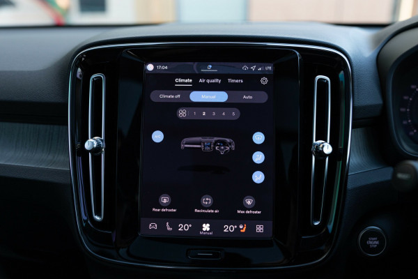 2025 MY26 Volvo XC40 XZ Ultra B4 Dark SUV Image 26