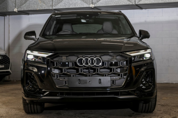2025 Audi Q7 4M TFSI 250kW S line SUV image 4