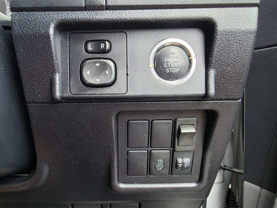 2013 Toyota LandCruiser Prado GDJ150R GX SUV Image 20