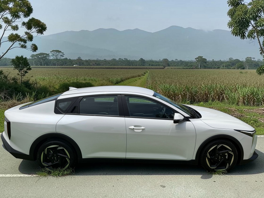2025 Kia K4 CL4m Sport Sedan Image 4