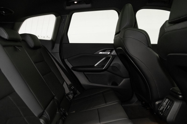 2025 BMW X1 U11 xDrive20i M Sport SUV image 10