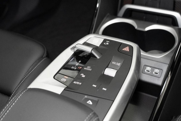 2026 BMW X1 U11 xDrive20i M Sport SUV image 13