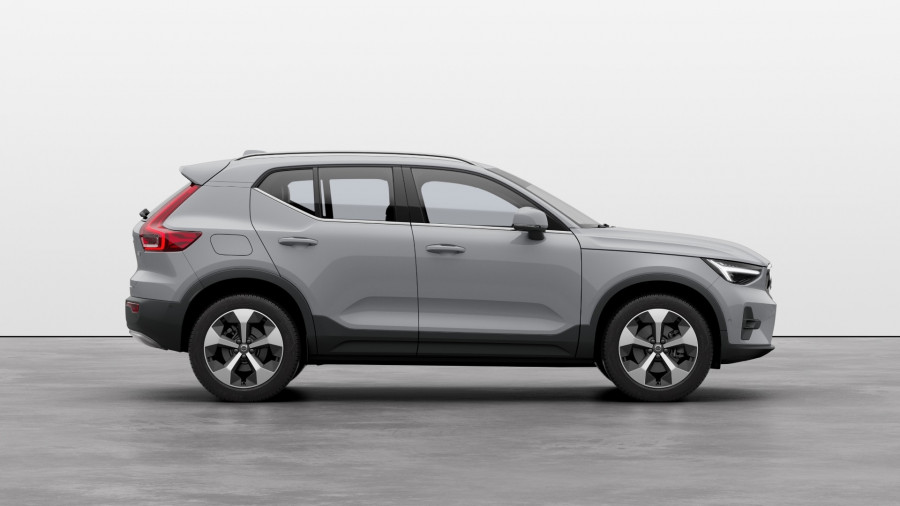 2026 MY25 Volvo XC40 XZ Ultra B4 Bright SUV Image 5
