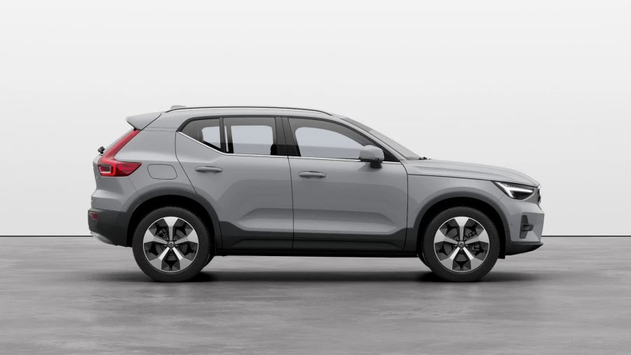2026 MY25 Volvo XC40 XZ Ultra B4 Bright SUV Image 5