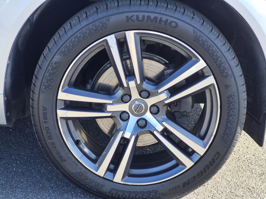 2020 MY21 Volvo XC60 UZ D4 Momentum SUV Image 25