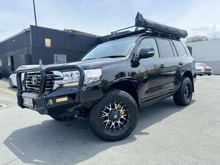 2019 Toyota LandCruiser VDJ200R VX SUV Image 1