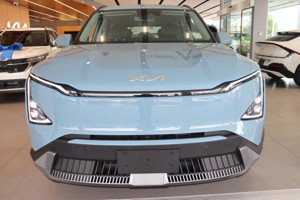 2026 Kia EV5 OVc Air Standard Range SUV Image 5