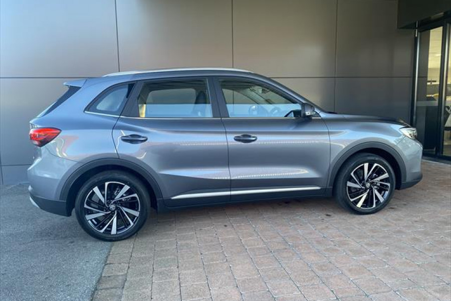 2025 MG ZS ZS32 Essence SUV Image 14