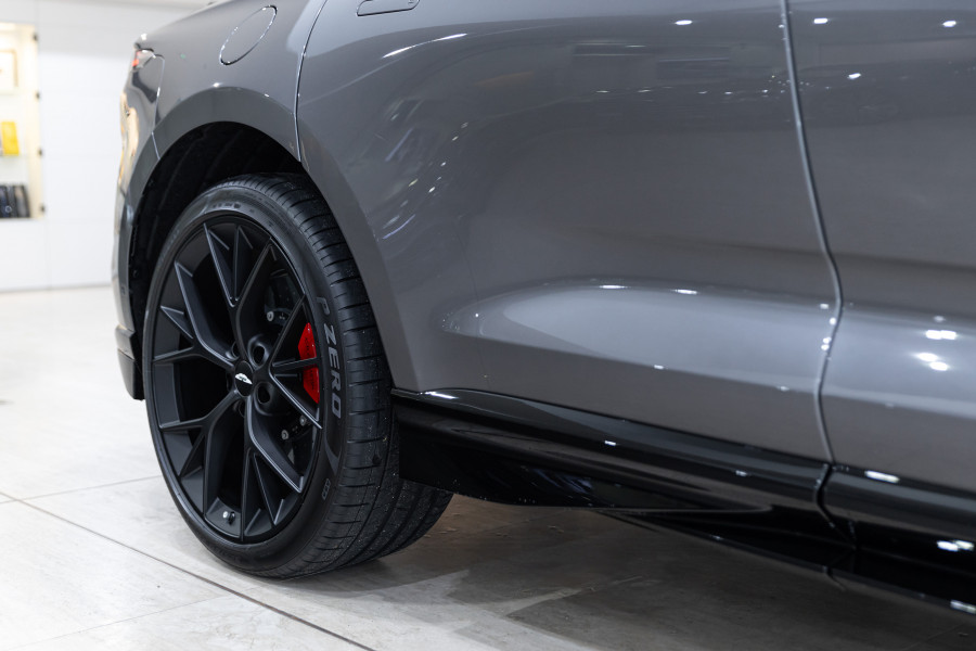 2025 Aston Martin DBX Wagon Image 15