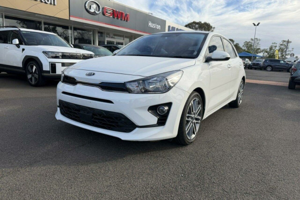 2020 MY21 Kia Rio YB Sport Hatch Image 3