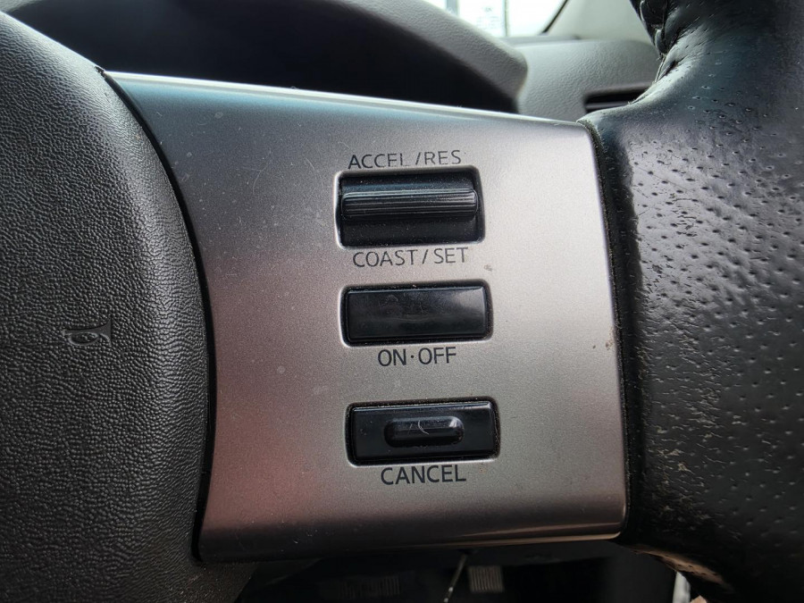 2011 Nissan Navara D40 ST Ute Image 25