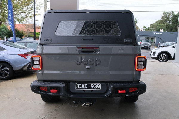 2022 Jeep Gladiator JT Rubicon Pickup Image 4