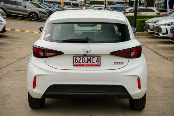 2024 MY24.5 MG MG3 ZP22 Essence Hybrid+ Hatch