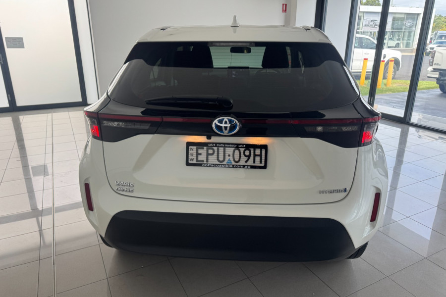 2021 Toyota Yaris Cross MXPB10R GX SUV Image 8