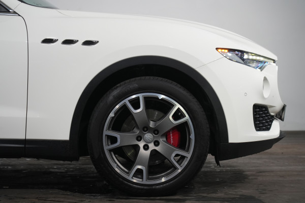 2020 Maserati Levante SUV image 5