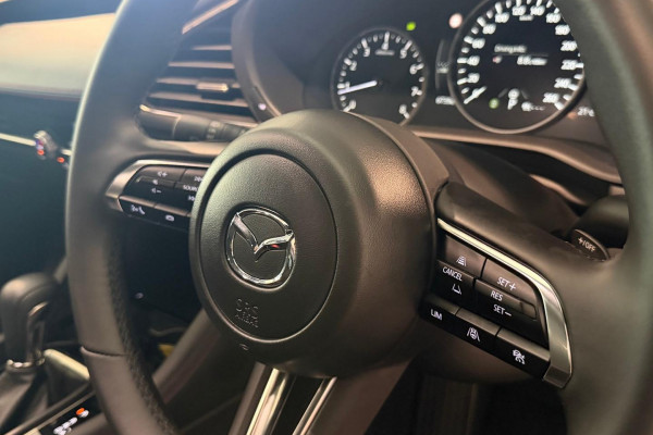 2025 Mazda 3 BP Series G25 Evolve SP Hatch Image 13