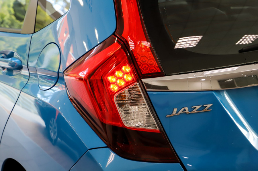 2014 MY15 Honda Jazz GF VTi-L Hatch Image 19