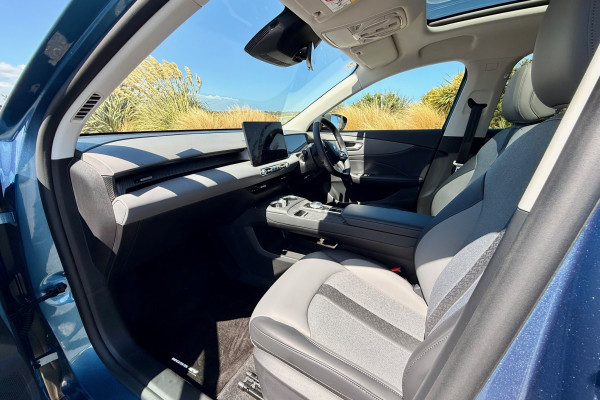 2026 MY25 MG MGS5 EV ZS3EM Essence 62 SUV Image 14
