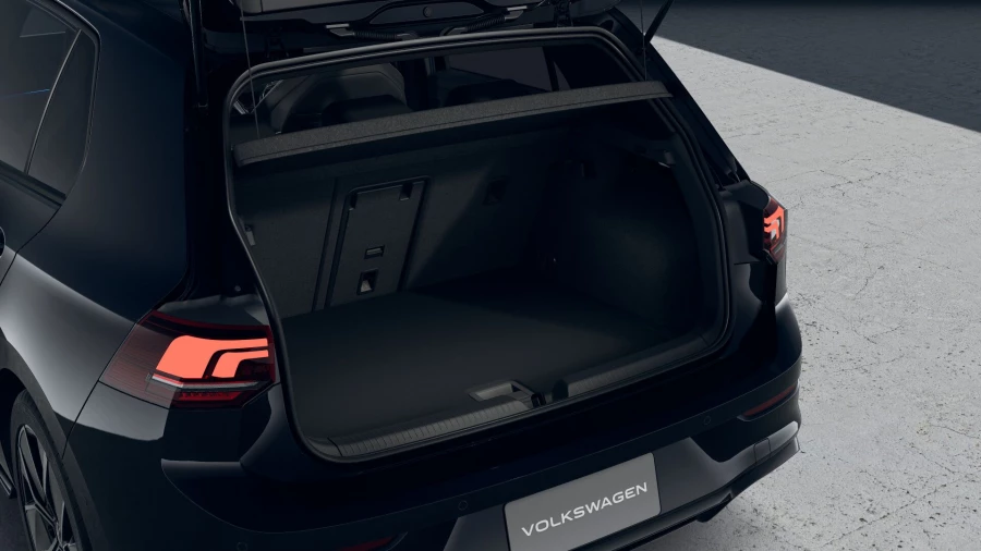 2026 Volkswagen Golf 8.5 110TSI R-Line Hatch Image 8