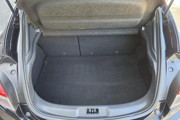 2013 Renault Megane III D95 R.S. 265 Cup Premium Hatch Image 14