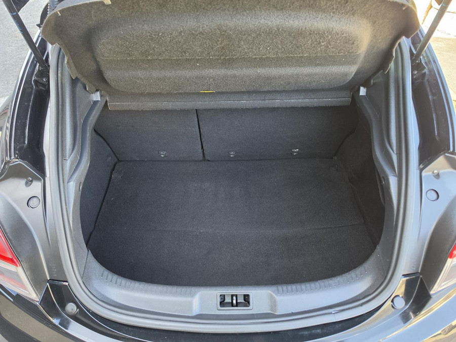 2013 Renault Megane III D95 R.S. 265 Cup Premium Hatch Image 14