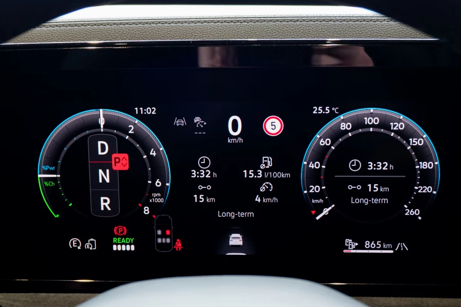 2026 Volkswagen Tiguan CT 200TSI eHybrid R-Line SUV Image 12