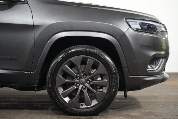 2022 Jeep Cherokee S-Limited SUV image 5