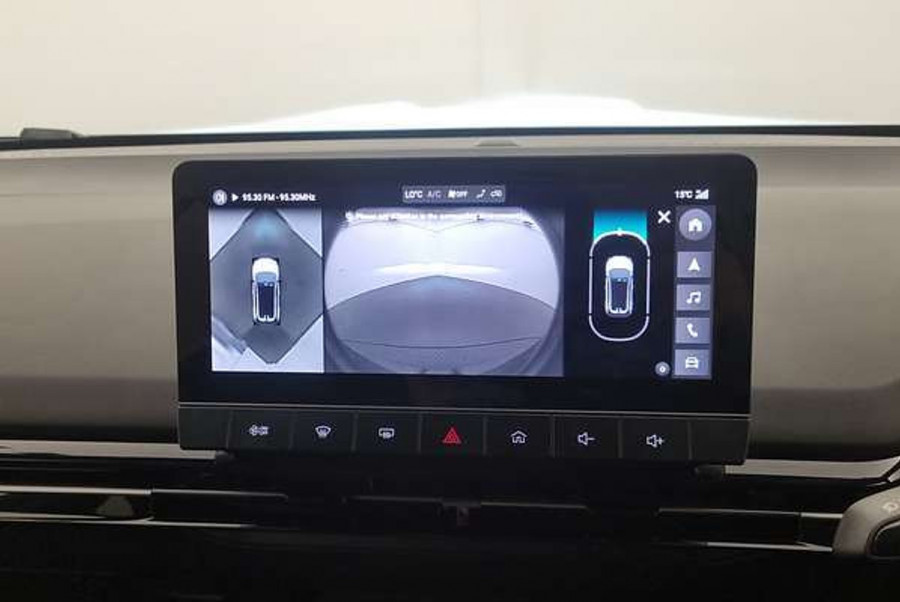 2024 MG MG4 MEH32 Essence 64 150kW Hatch Image 28