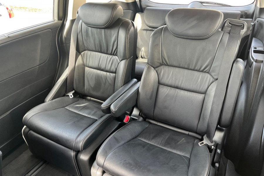 2015 MY16 Honda Odyssey 5th Gen VTi-L SUV Image 19