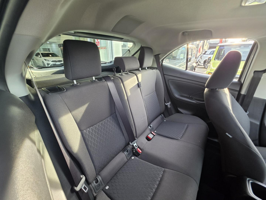 2023 Toyota Yaris Cross MXPB10R GX SUV Image 13