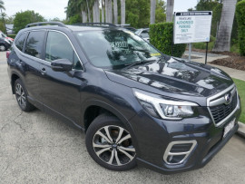 Subaru Forester Premi S5  2.5i