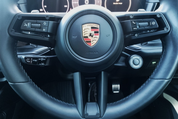 2024 Porsche Cayenne 9YA II GTS SUV Image 32