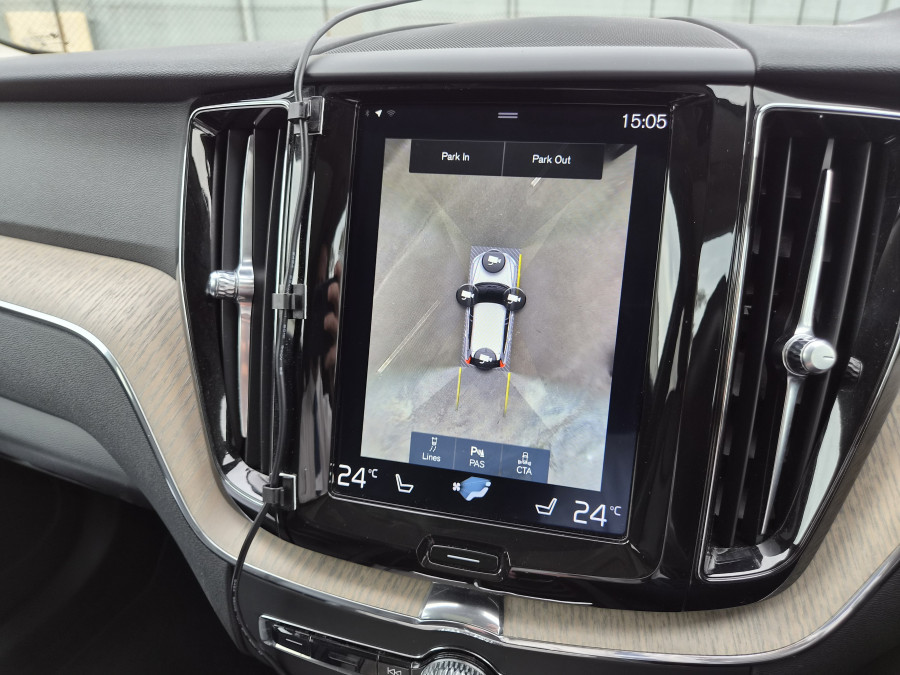 2018 Volvo XC60 UZ D4 Inscription SUV Image 17