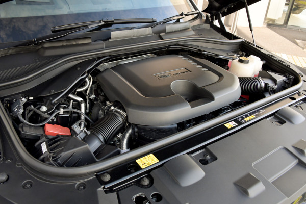 2025 Land Rover Range Rover Sport L461 D300 Dynamic SE SUV image 21