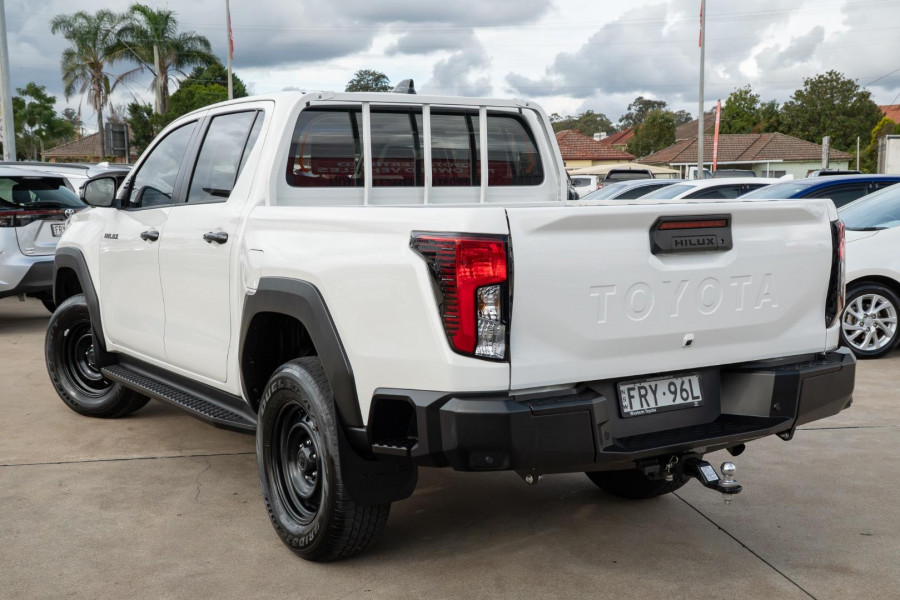 2025 Toyota HiLux GUN126R SR 48V Ute Image 2