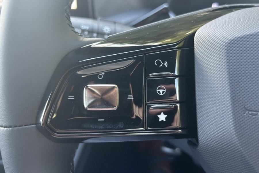 2025 MG MG3 Essence Hatch Image 17