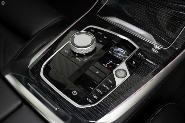 2026 BMW X5 G05 LCI xDrive30d M Sport SUV image 14