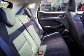 2024 MG ZST S13 Essence SUV