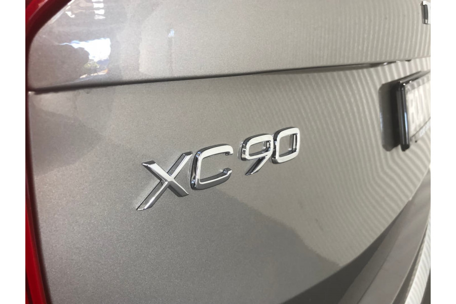 2021 Volvo XC90  T6 Inscription Suv Image 21