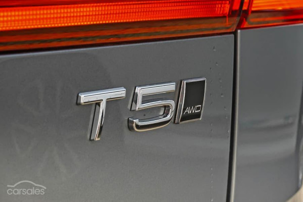2021 Volvo XC60  T5 Inscription SUV