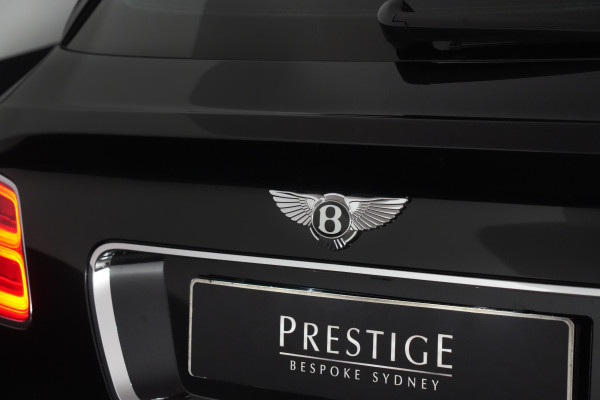 2018 Bentley Bentayga W12 SUV Image 24