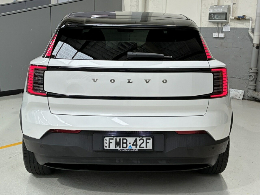 2024 Volvo EX30  Twin Motor Performance Ultra SUV Image 6