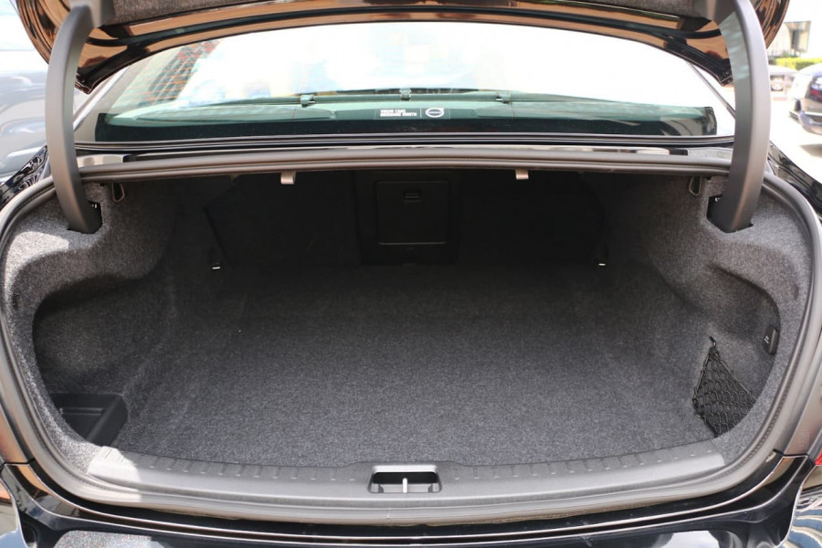 2019 MY20 Volvo S60 Z Series T5 Inscription Sedan Image 9