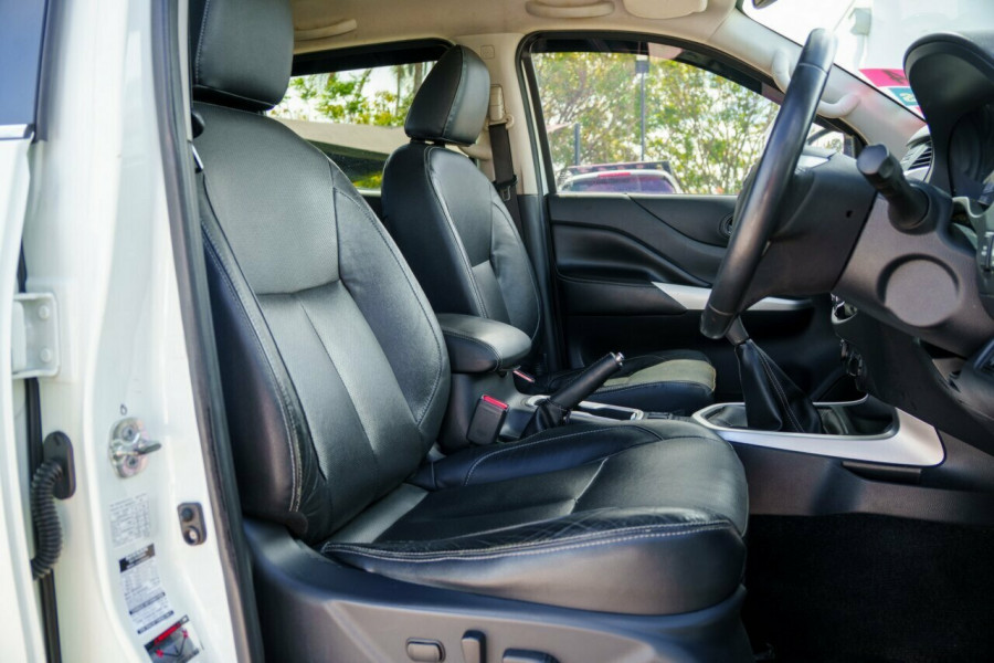 2017 Nissan Navara D23 ST-X Dual Cab Pickup Image 17