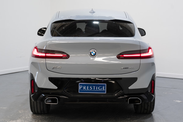 2022 BMW X4 xDrive30i M Sport SUV Image 9