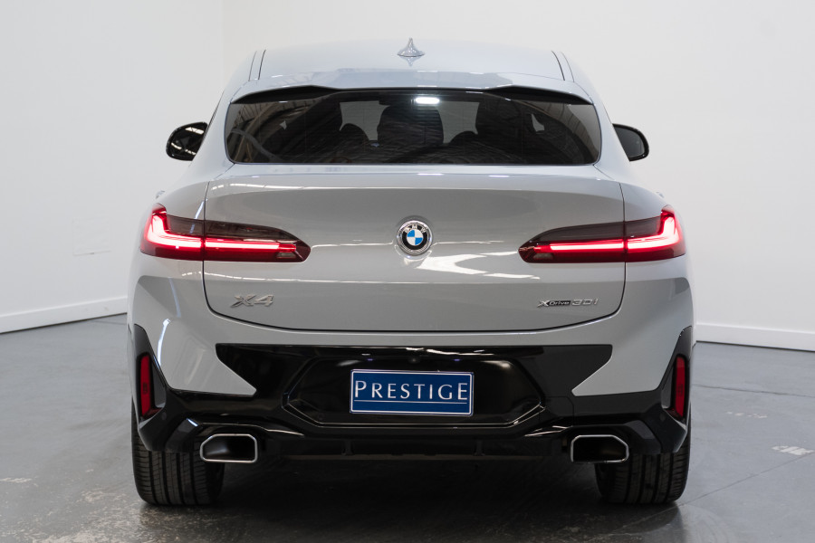 2022 BMW X4 xDrive30i M Sport SUV Image 9